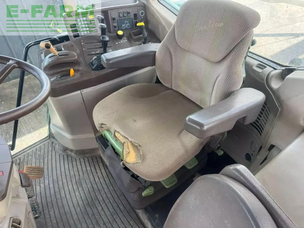 John Deere 6820 - Трактор: фото 2 John Deere 6820 - Трактор: фото 2