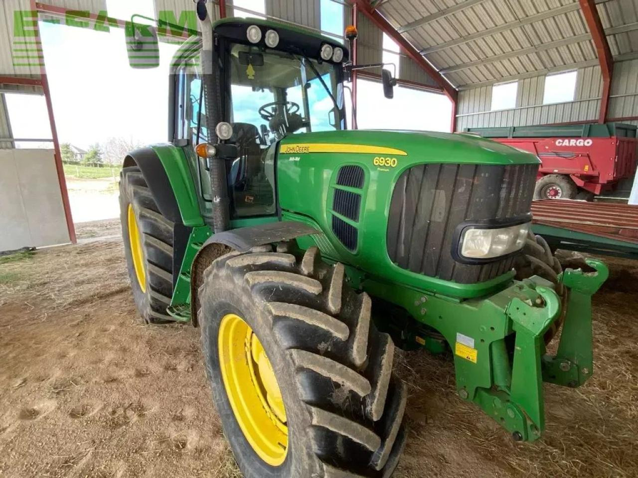 John Deere 6930 premium - Трактор: фото 2 John Deere 6930 premium - Трактор: фото 2
