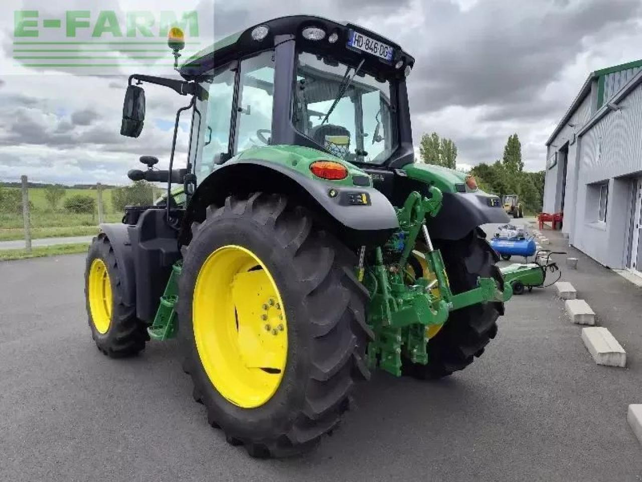 John Deere 6m 115 - Трактор: фото 4 John Deere 6m 115 - Трактор: фото 4