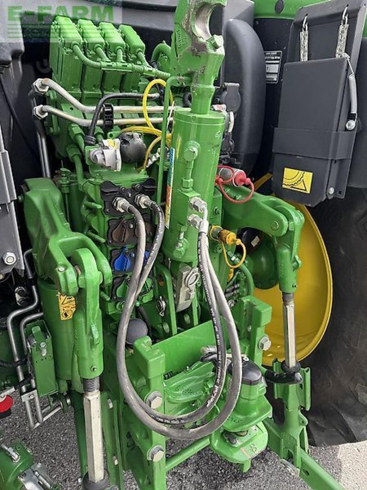 John Deere 6r150 - Трактор: фото 5 John Deere 6r150 - Трактор: фото 5