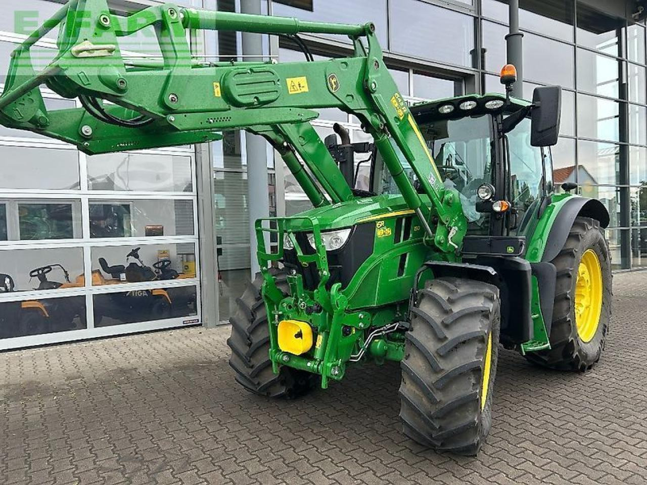 John Deere 6r150 - Трактор: фото 5 John Deere 6r150 - Трактор: фото 5