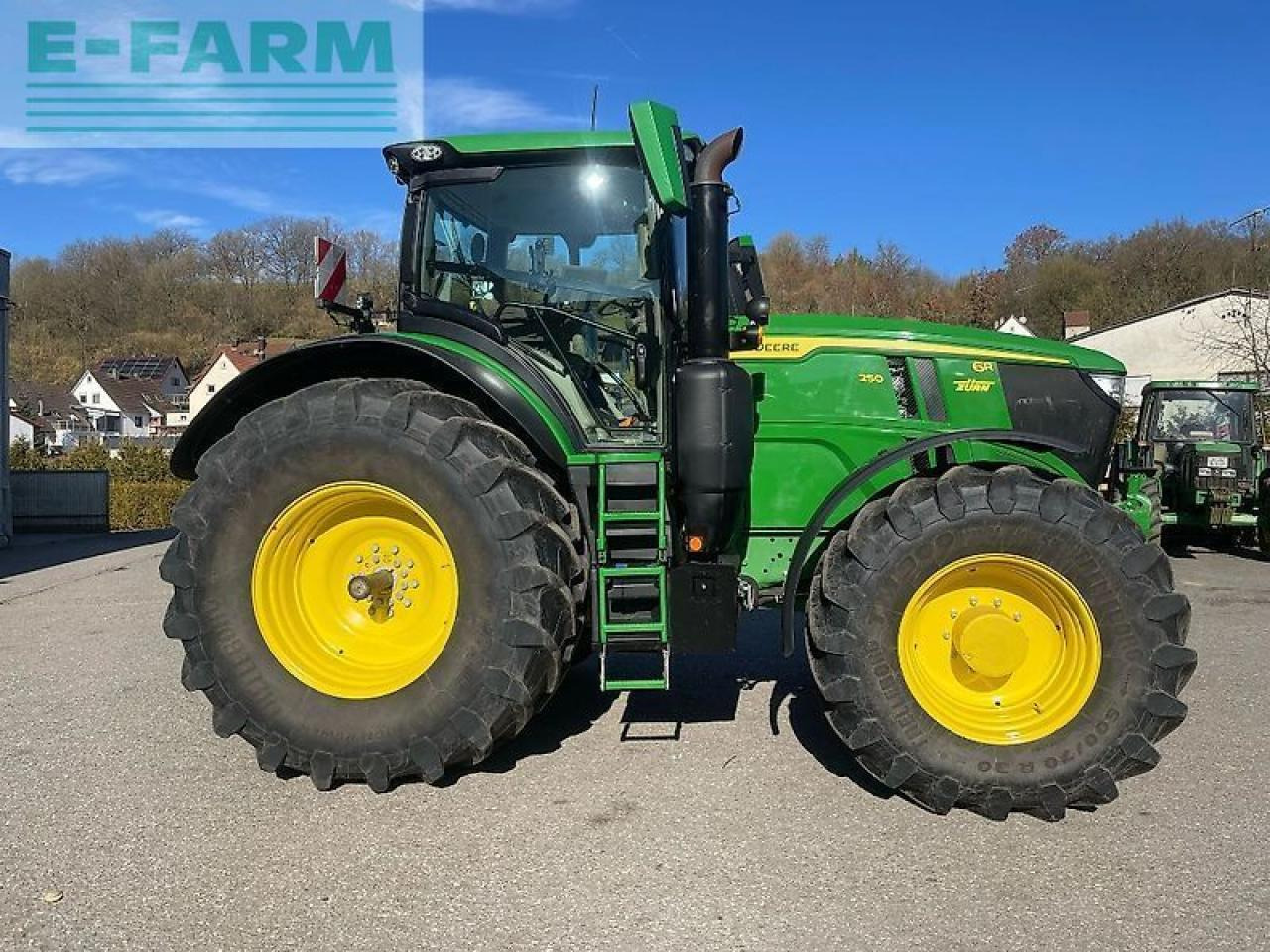 John Deere 6r250 /6r 250 - Трактор: фото 2 John Deere 6r250 /6r 250 - Трактор: фото 2