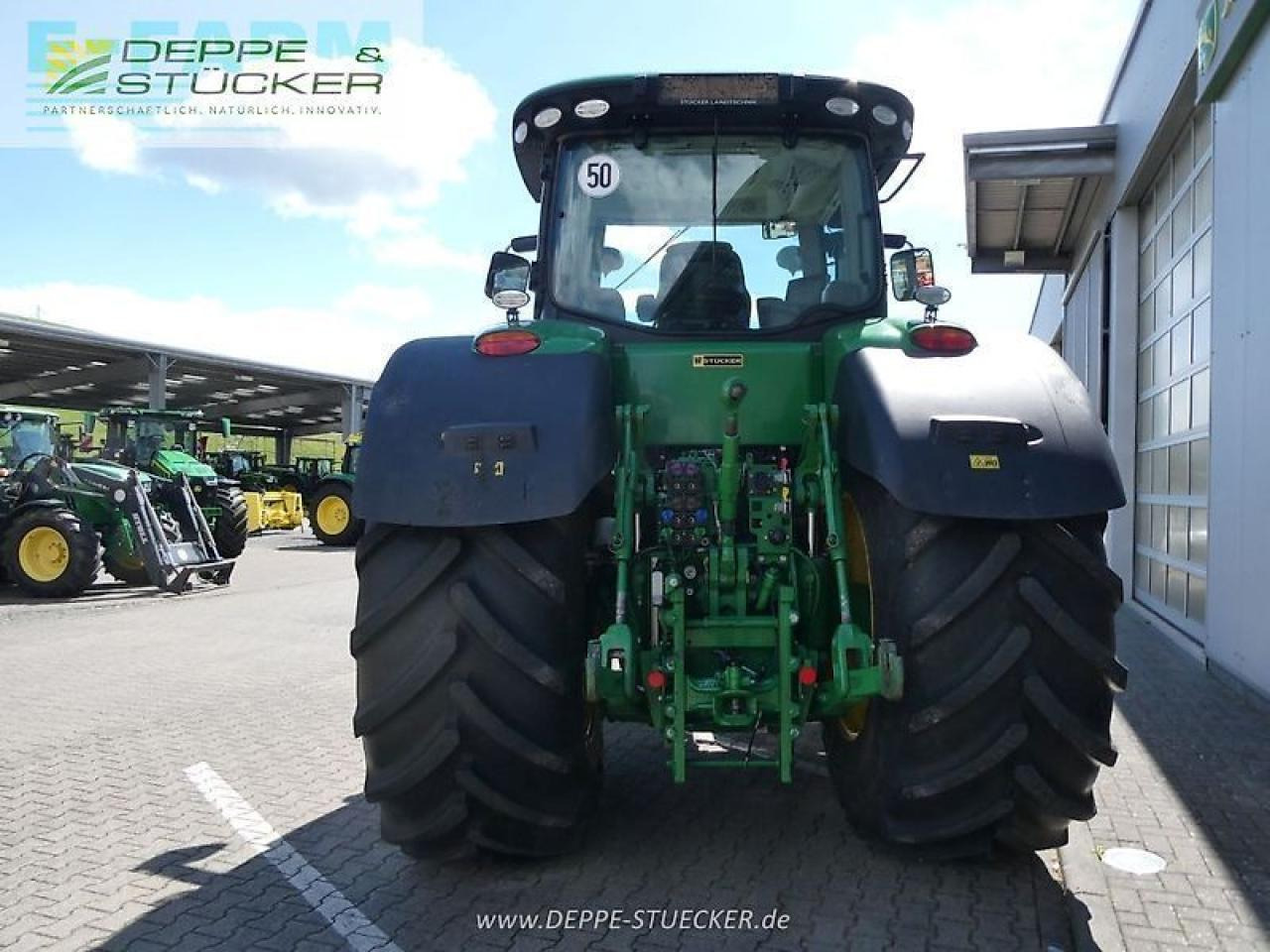 John Deere 7310r (my16) - Трактор: фото 4 John Deere 7310r (my16) - Трактор: фото 4