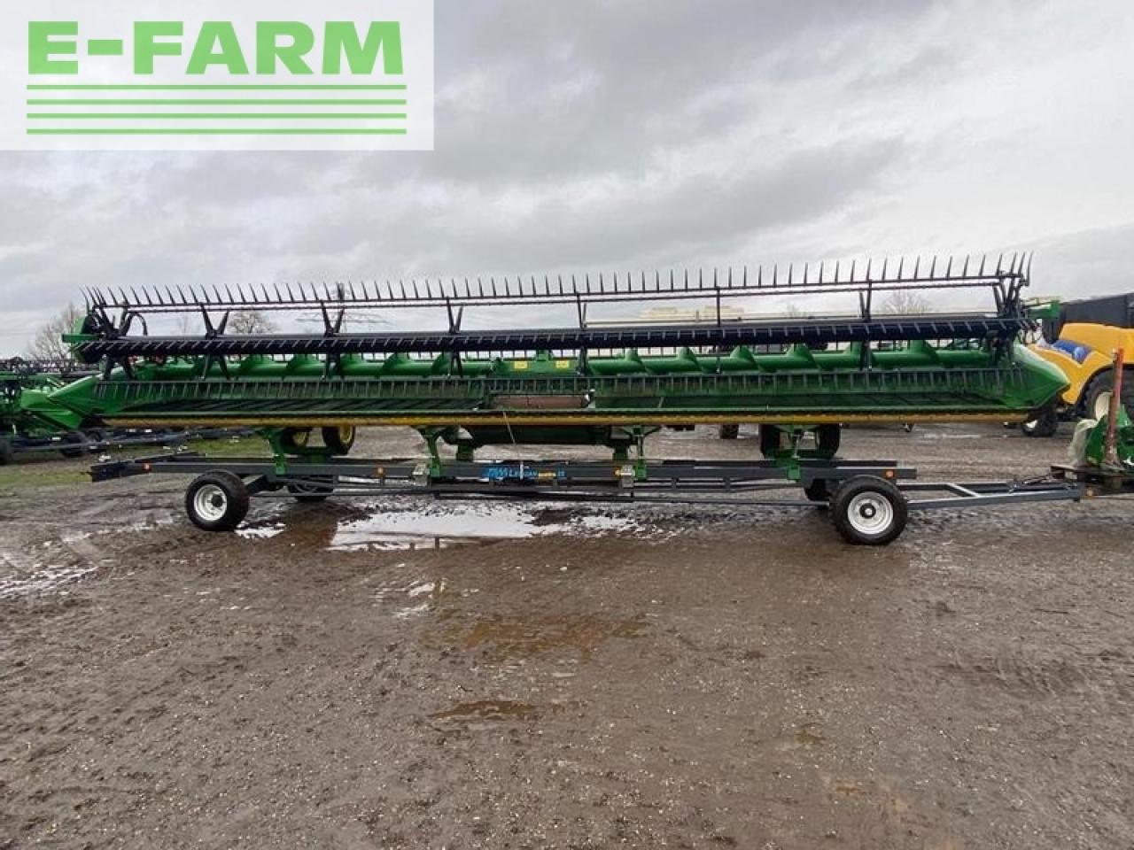 John Deere 735d (10,66m) - Жатка зерновая: фото 2 John Deere 735d (10,66m) - Жатка зерновая: фото 2