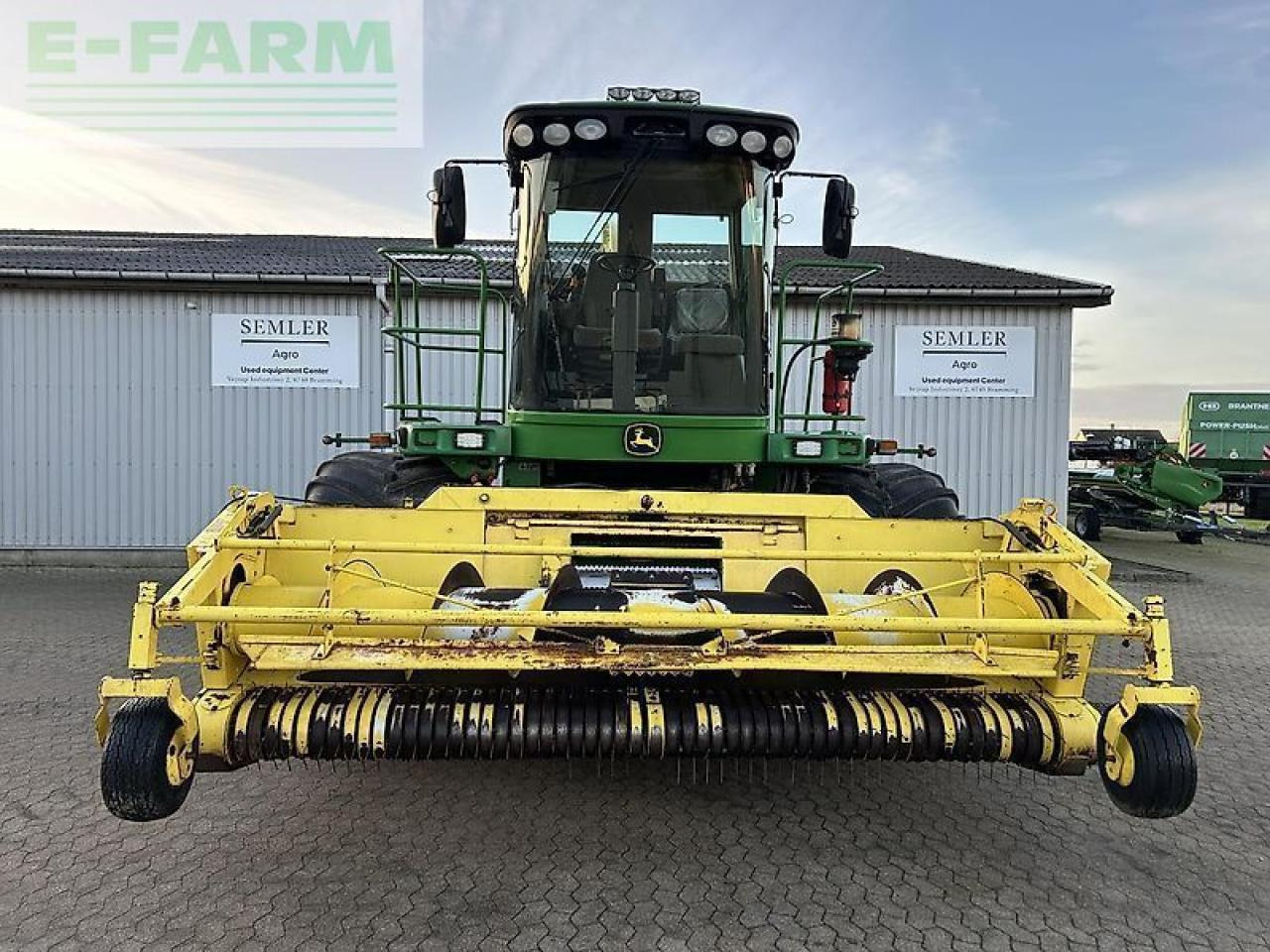 John Deere 7700 - Трактор: фото 2 John Deere 7700 - Трактор: фото 2