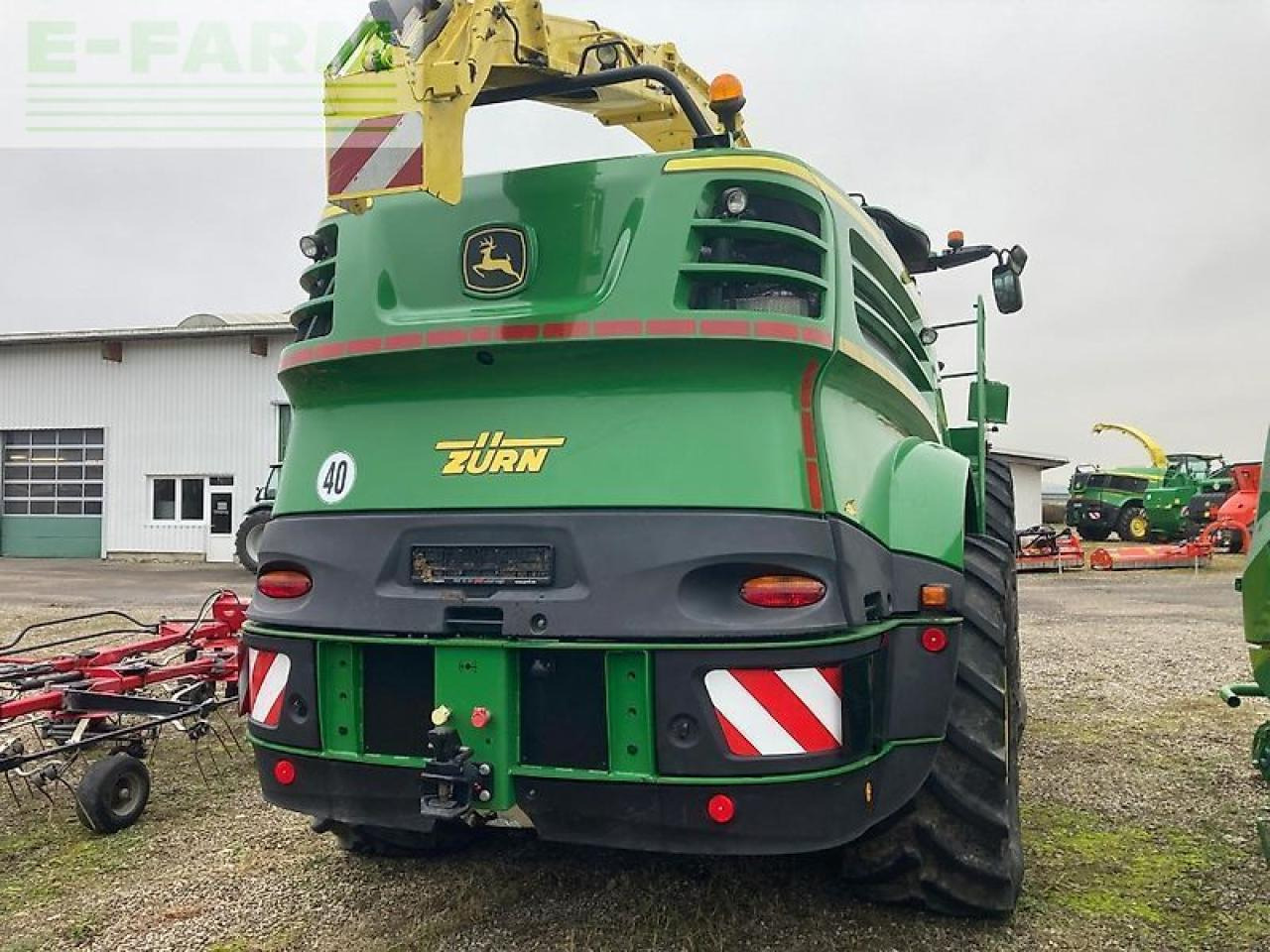 John Deere 8300 my18 - Кормоуборочный комбайн: фото 4 John Deere 8300 my18 - Кормоуборочный комбайн: фото 4