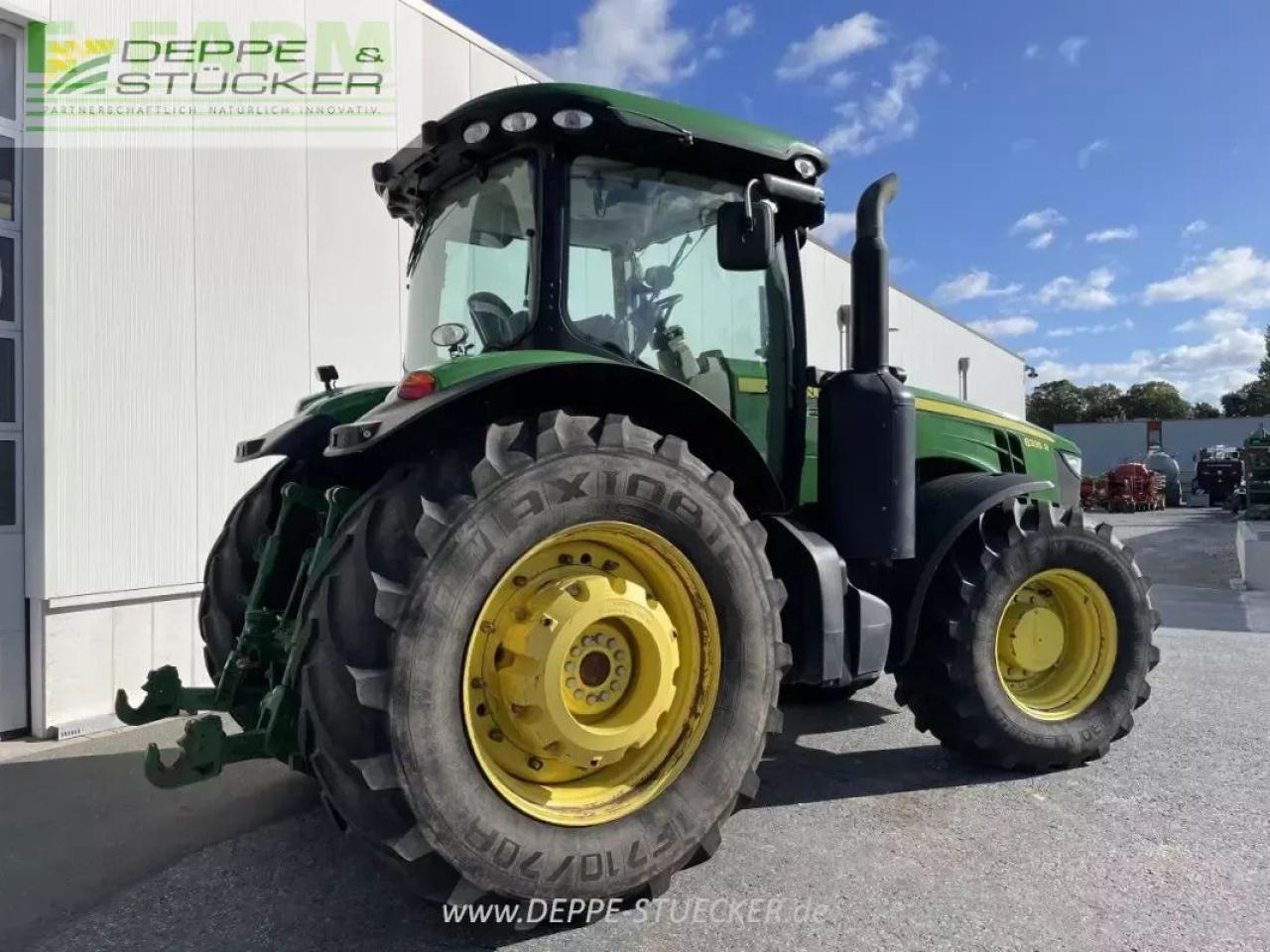 John Deere 8335r - Трактор: фото 2 John Deere 8335r - Трактор: фото 2
