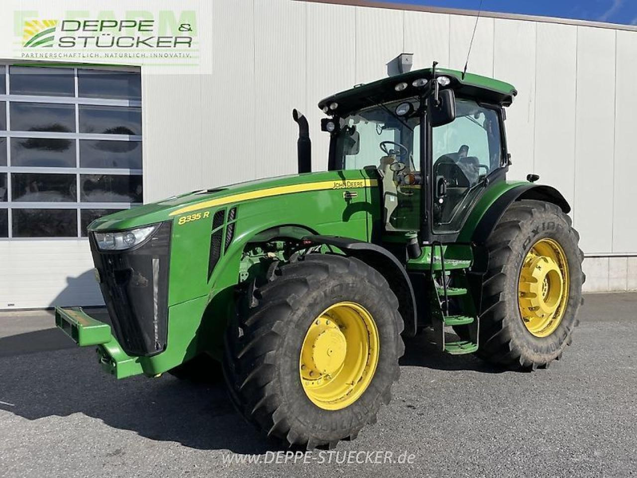 John Deere 8335r - Трактор: фото 1 John Deere 8335r - Трактор: фото 1