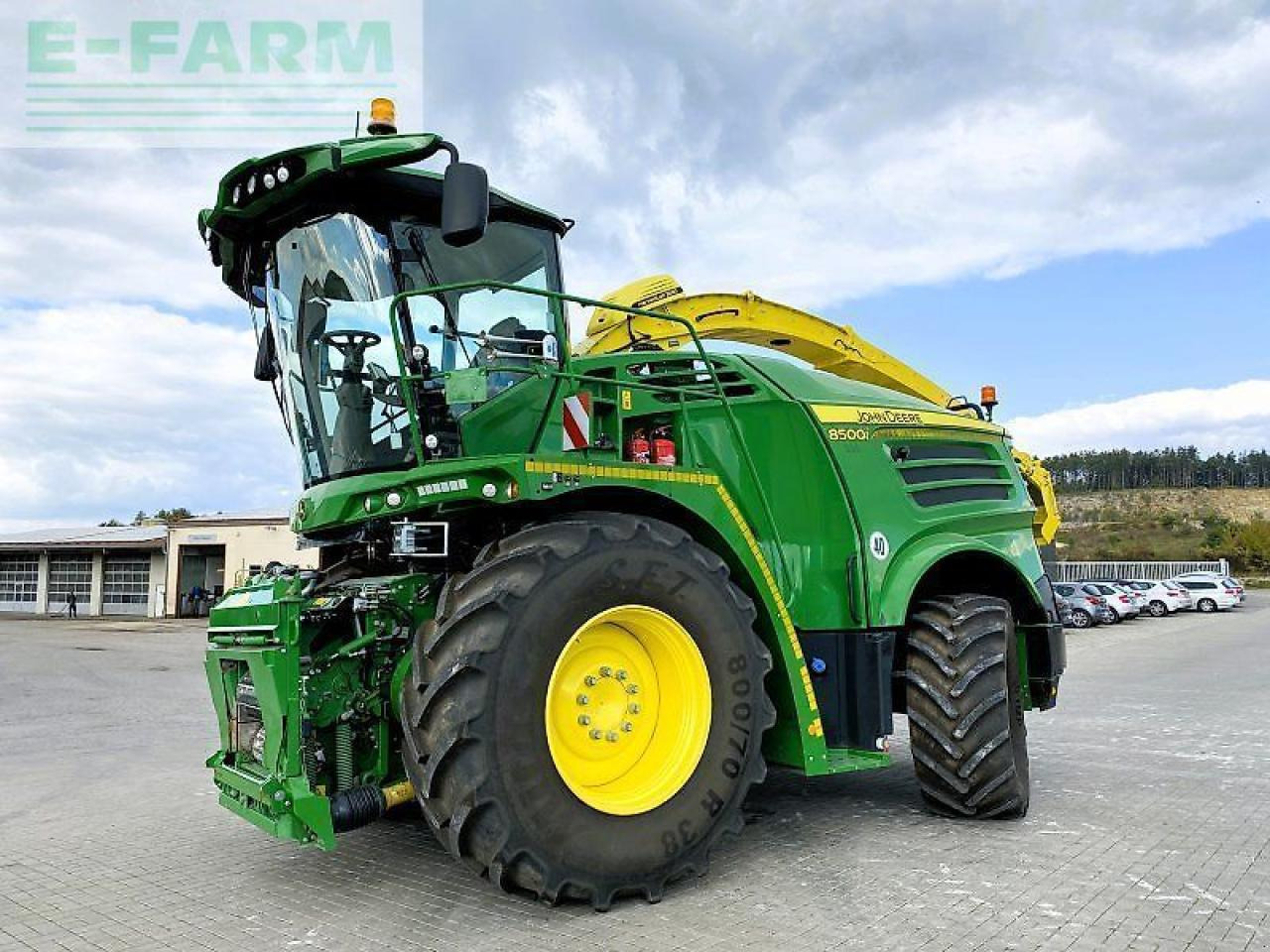 John Deere 8500 - Кормоуборочный комбайн: фото 2 John Deere 8500 - Кормоуборочный комбайн: фото 2
