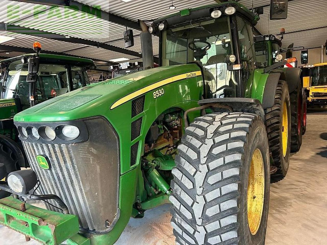John Deere 8530 - Трактор: фото 1 John Deere 8530 - Трактор: фото 1