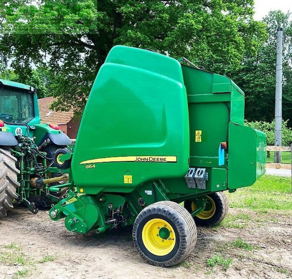 John Deere 864 premium maxicut - Пресс-подборщик тюковый: фото 2 John Deere 864 premium maxicut - Пресс-подборщик тюковый: фото 2