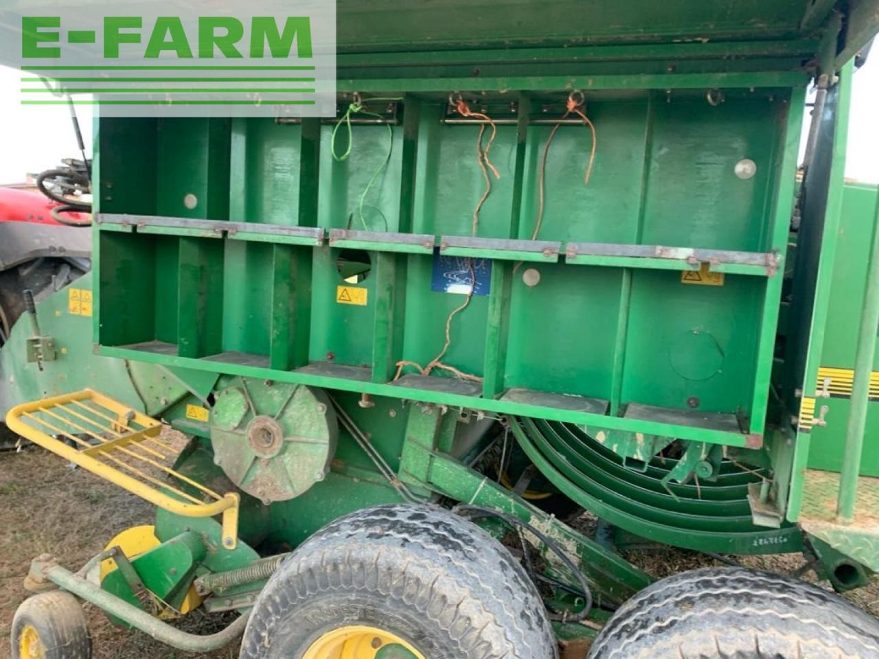 Пресс-подборщик тюковый John Deere John Deere 690: фото 14