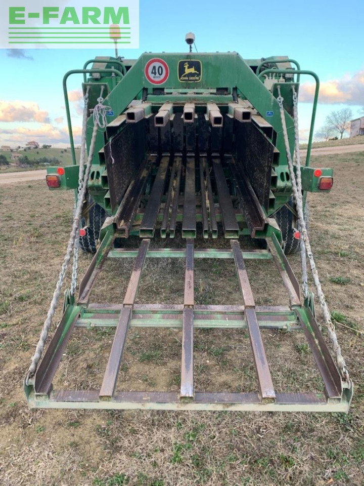 John Deere John Deere 690 - Пресс-подборщик тюковый: фото 5 John Deere John Deere 690 - Пресс-подборщик тюковый: фото 5