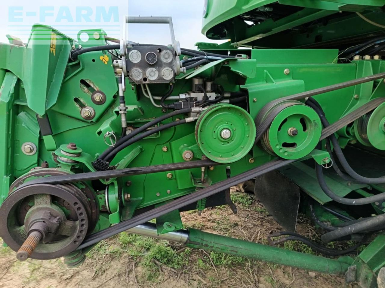 Зерноуборочный комбайн John Deere T660: фото 21