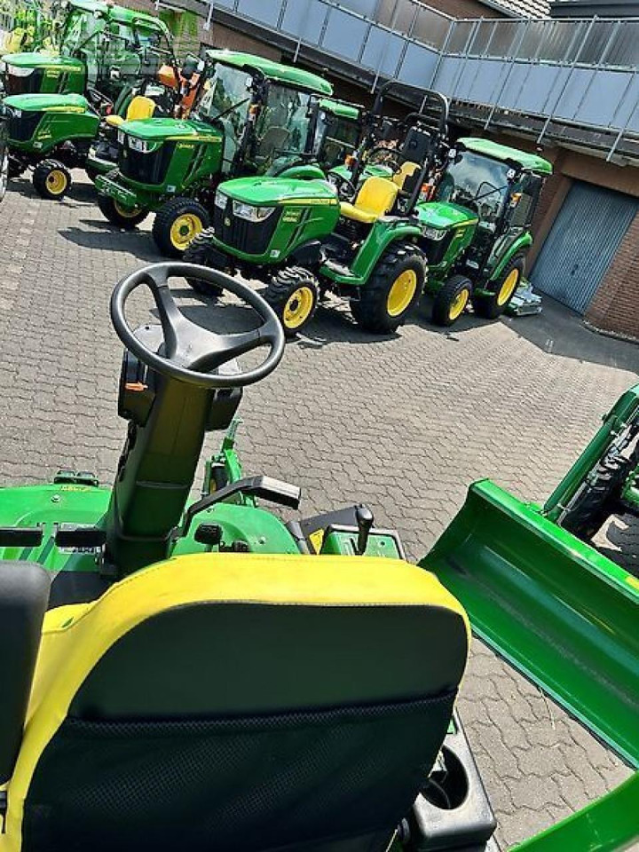John Deere f1570 72" - Зерноуборочный комбайн: фото 3 John Deere f1570 72" - Зерноуборочный комбайн: фото 3