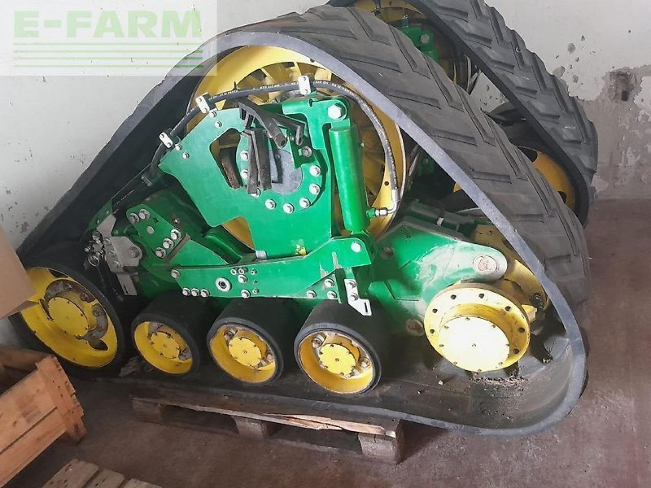 John Deere s680i raupe - Зерноуборочный комбайн: фото 5 John Deere s680i raupe - Зерноуборочный комбайн: фото 5