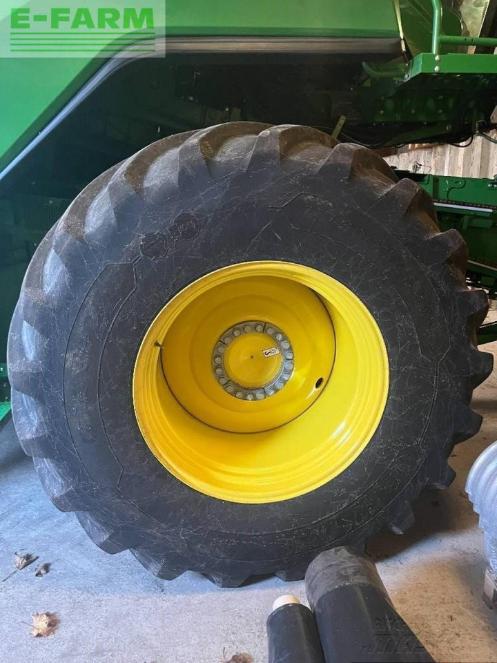 John Deere x9 1000 - Зерноуборочный комбайн: фото 5 John Deere x9 1000 - Зерноуборочный комбайн: фото 5