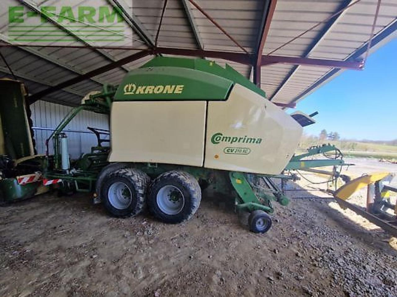 Krone comprima cv 210 xc - Пресс-подборщик тюковый: фото 1 Krone comprima cv 210 xc - Пресс-подборщик тюковый: фото 1