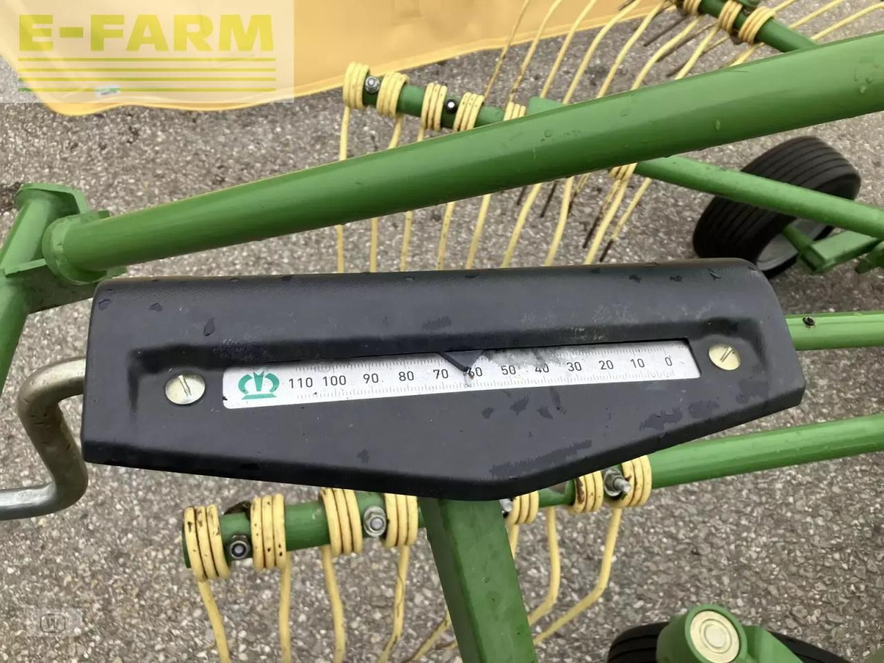 Сеноворошилка Krone swadro ts 680: фото 12