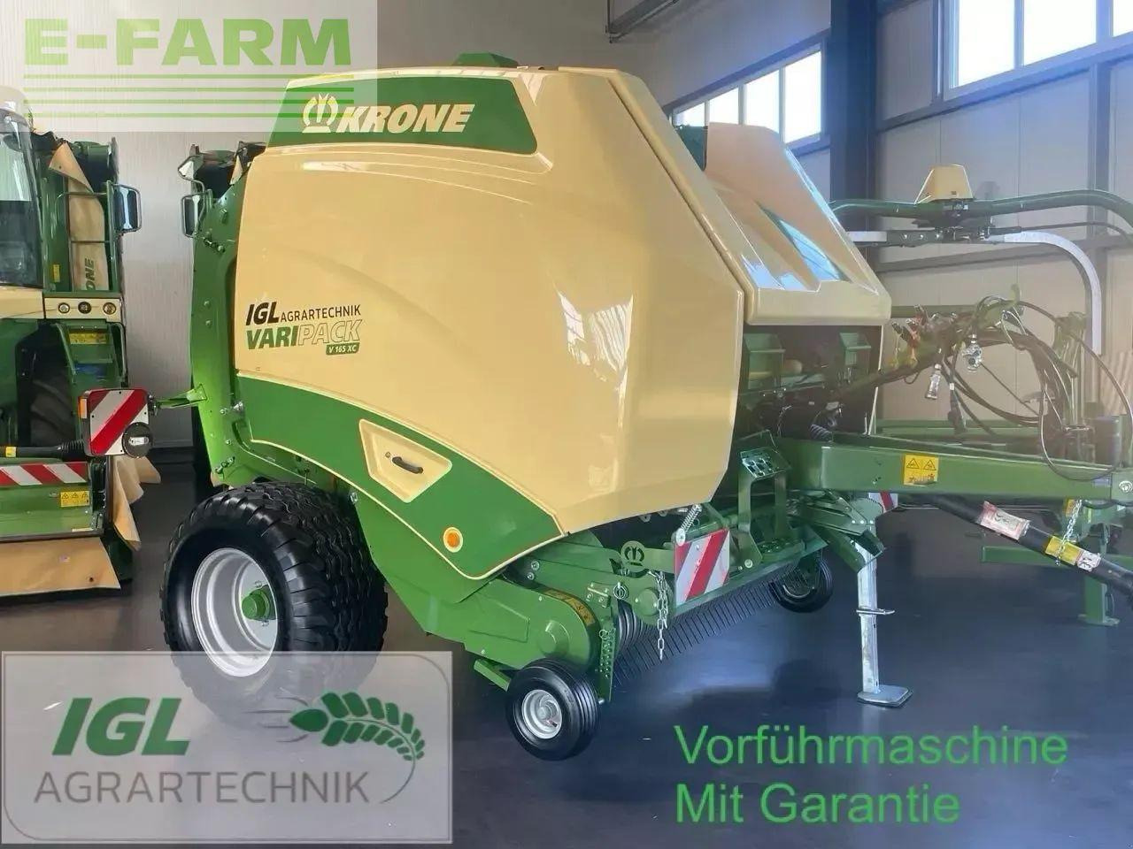 Krone varipack v 165 xc - Пресс-подборщик тюковый: фото 1 Krone varipack v 165 xc - Пресс-подборщик тюковый: фото 1