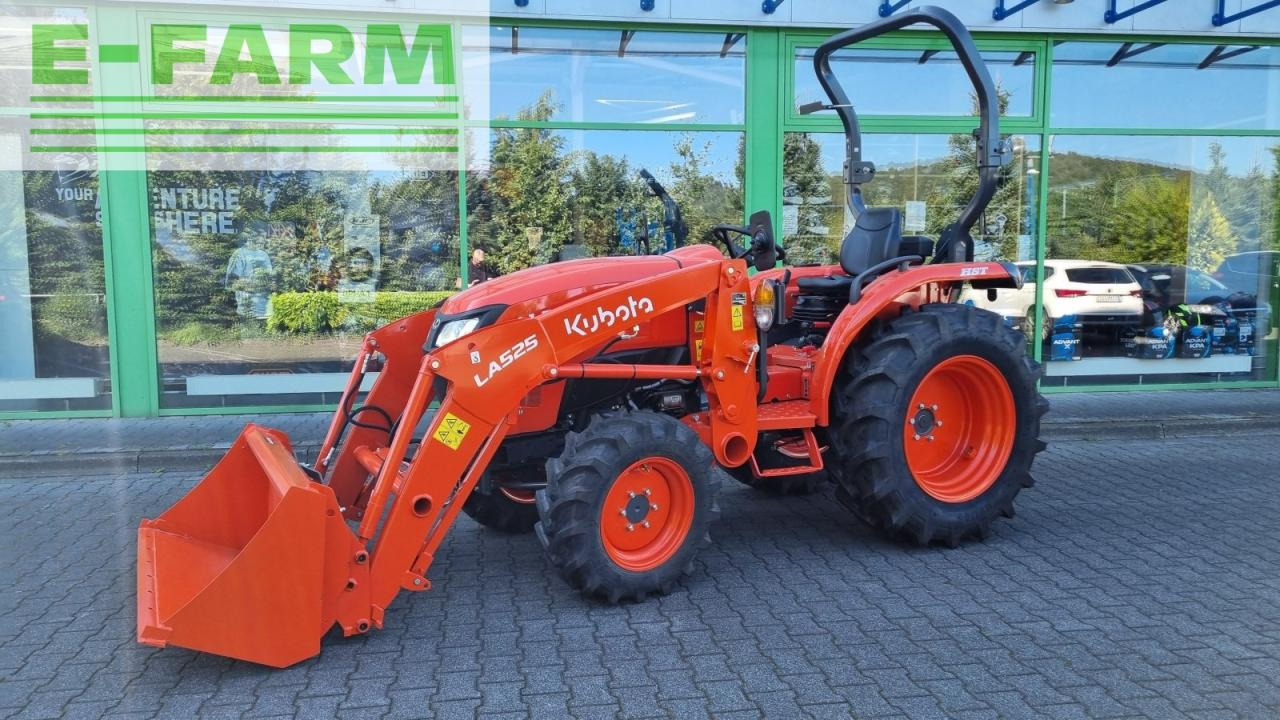 Kubota l1-382 hst frontlader - Трактор: фото 4 Kubota l1-382 hst frontlader - Трактор: фото 4