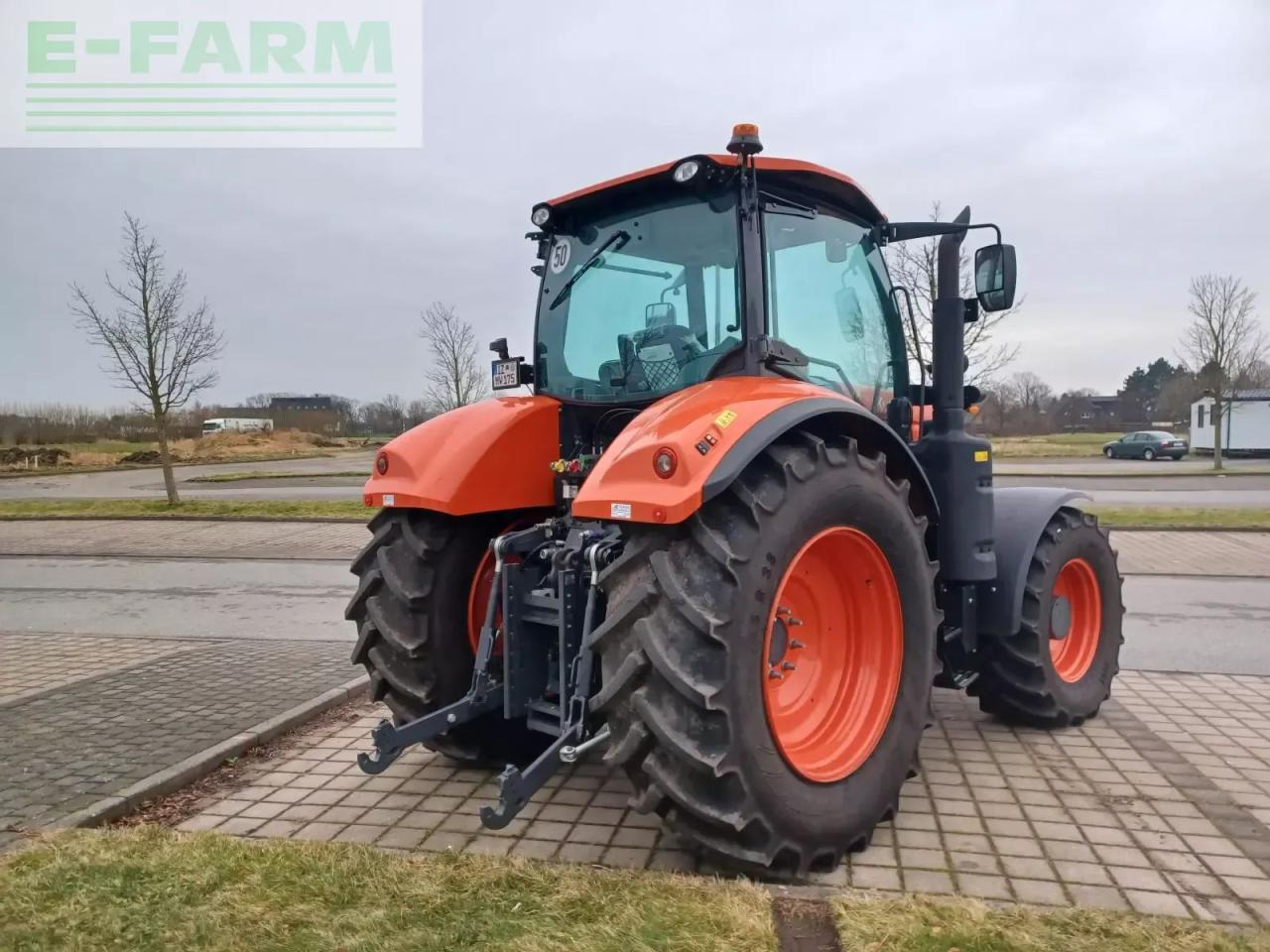 Kubota m 7-173 - Трактор: фото 2 Kubota m 7-173 - Трактор: фото 2