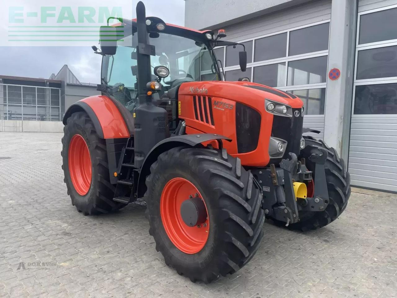 Kubota m 7153 - Трактор: фото 3 Kubota m 7153 - Трактор: фото 3