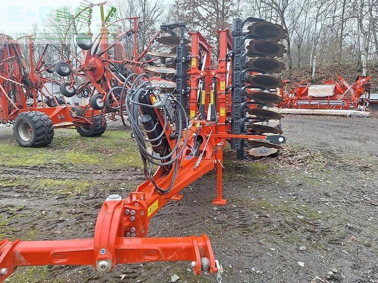 Kuhn optimer xl4000 scheibenegge kurzscheibenegge scheibe - Дисковая борона: фото 4 Kuhn optimer xl4000 scheibenegge kurzscheibenegge scheibe - Дисковая борона: фото 4
