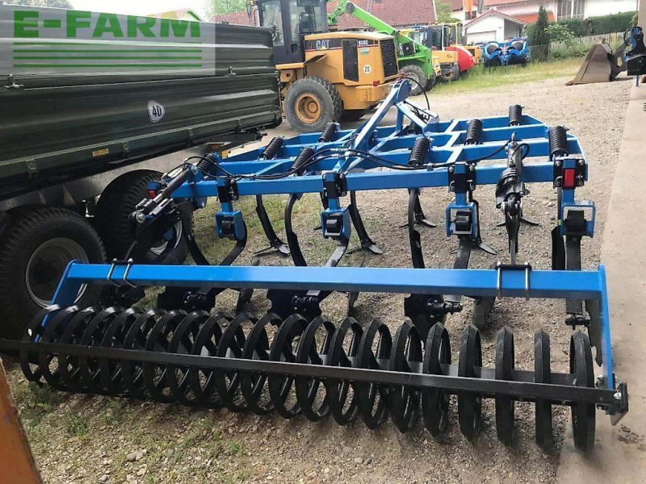 Lemken Flügelschargrubber 3,2m mit Dachringwalze hydr Tiefeneinstellung - Культиватор: фото 5 Lemken Flügelschargrubber 3,2m mit Dachringwalze hydr Tiefeneinstellung - Культиватор: фото 5