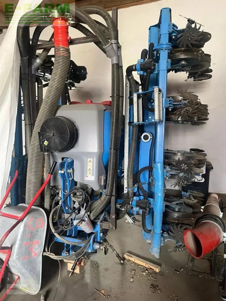 Lemken azurit 9 - Сеялка точного высева: фото 1 Lemken azurit 9 - Сеялка точного высева: фото 1