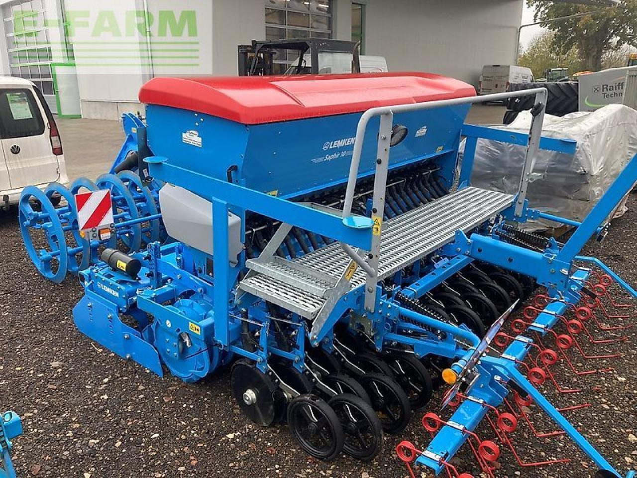 Lemken zirkon 12/300 + saphir 10/300 - Техника для обработки почвы: фото 1 Lemken zirkon 12/300 + saphir 10/300 - Техника для обработки почвы: фото 1