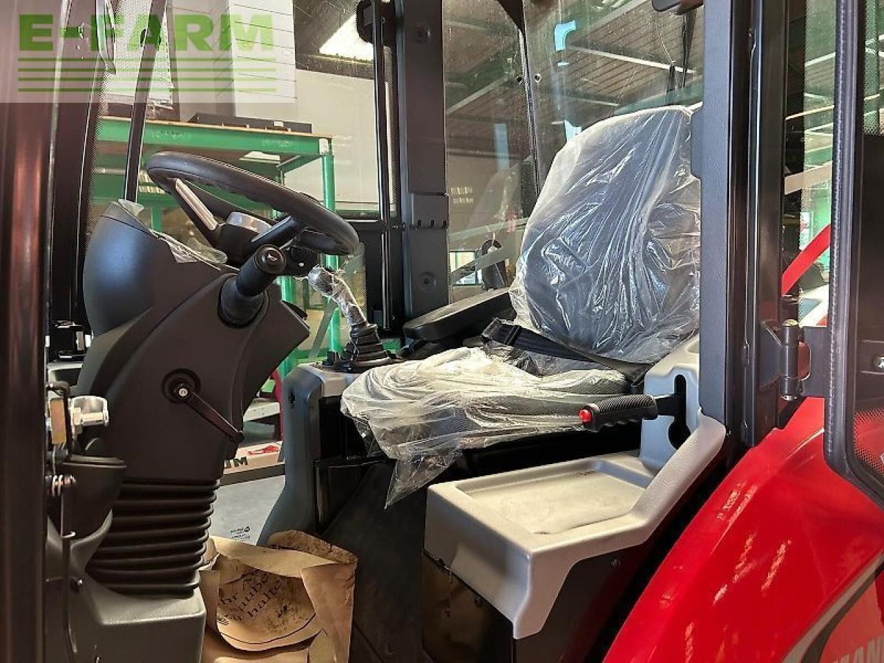 Компактный фронтальный погрузчик Manitou mla5-50: фото 10