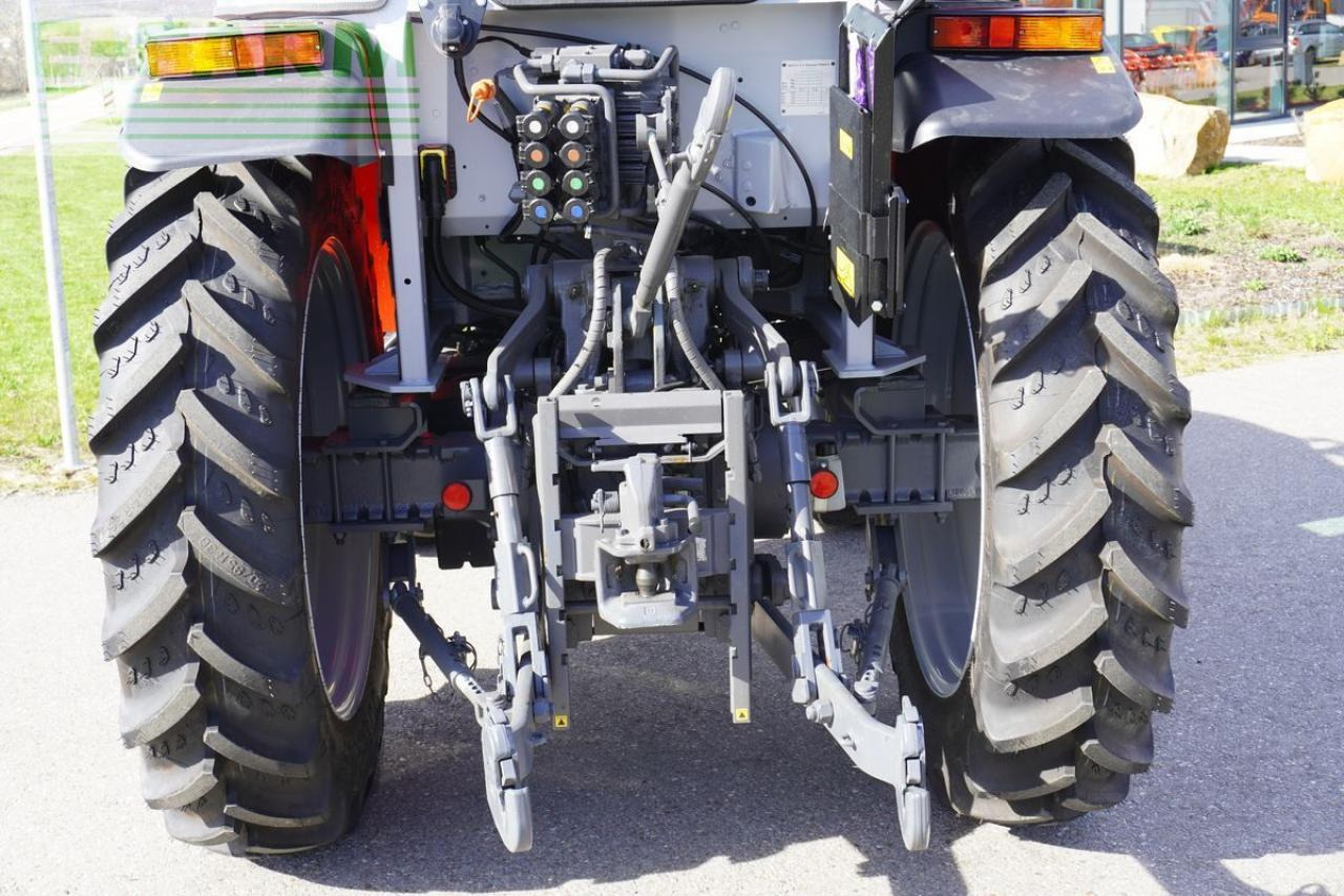 Massey Ferguson 3al.105 efficient - Трактор: фото 5 Massey Ferguson 3al.105 efficient - Трактор: фото 5