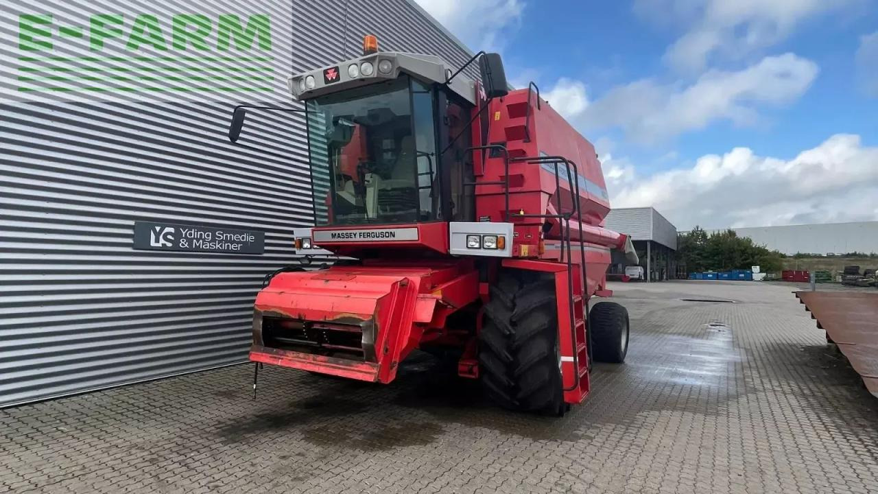 Massey Ferguson 40 - Зерноуборочный комбайн: фото 2 Massey Ferguson 40 - Зерноуборочный комбайн: фото 2