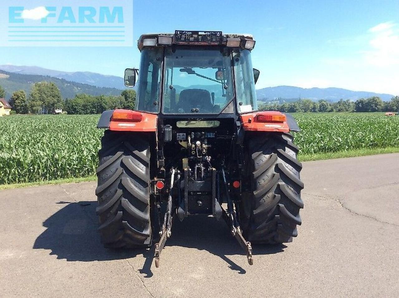 Трактор Massey Ferguson 4345: фото 12