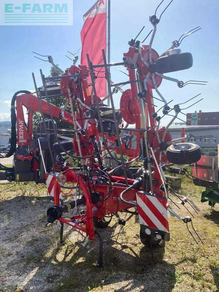 Massey Ferguson td 868 dn - Сеноворошилка: фото 4 Massey Ferguson td 868 dn - Сеноворошилка: фото 4