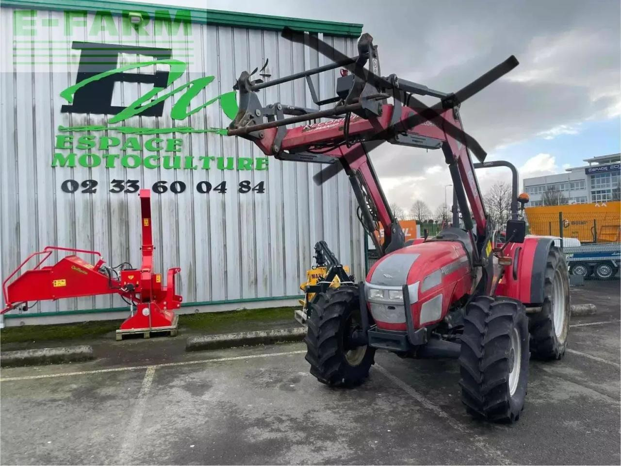 McCormick tracteur agricole c80l mc cormick - Трактор: фото 1 McCormick tracteur agricole c80l mc cormick - Трактор: фото 1