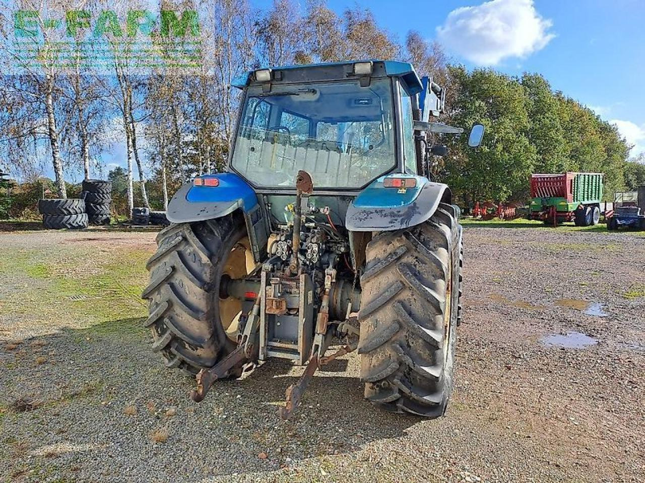 New Holland 8160 - Трактор: фото 3 New Holland 8160 - Трактор: фото 3
