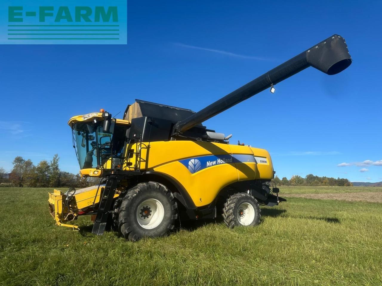 New Holland CX 8080 - Зерноуборочный комбайн: фото 3 New Holland CX 8080 - Зерноуборочный комбайн: фото 3