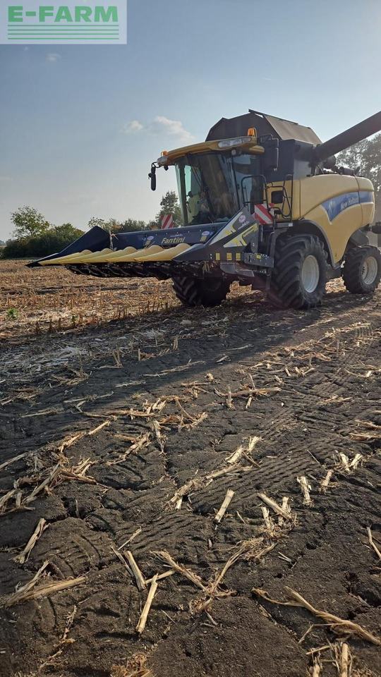 Зерноуборочный комбайн New Holland CX 860: фото 6