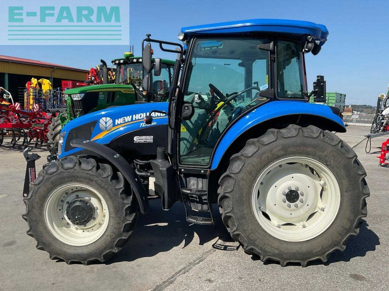 New Holland TD5.85 - Трактор: фото 2 New Holland TD5.85 - Трактор: фото 2