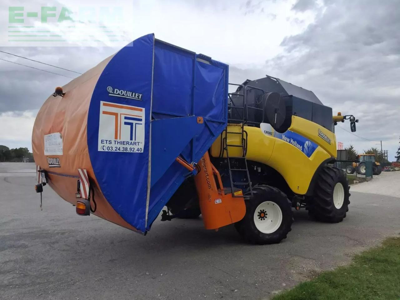 New Holland cr980z - Зерноуборочный комбайн: фото 3 New Holland cr980z - Зерноуборочный комбайн: фото 3