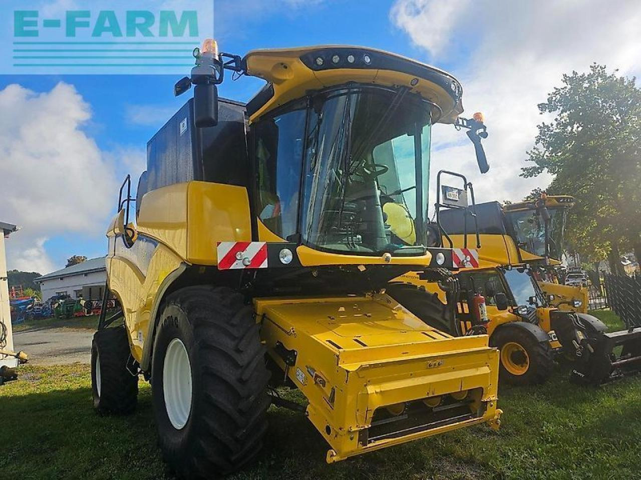 New Holland cx 6.90 mit ultraflowtrommel !!! - Зерноуборочный комбайн: фото 2 New Holland cx 6.90 mit ultraflowtrommel !!! - Зерноуборочный комбайн: фото 2