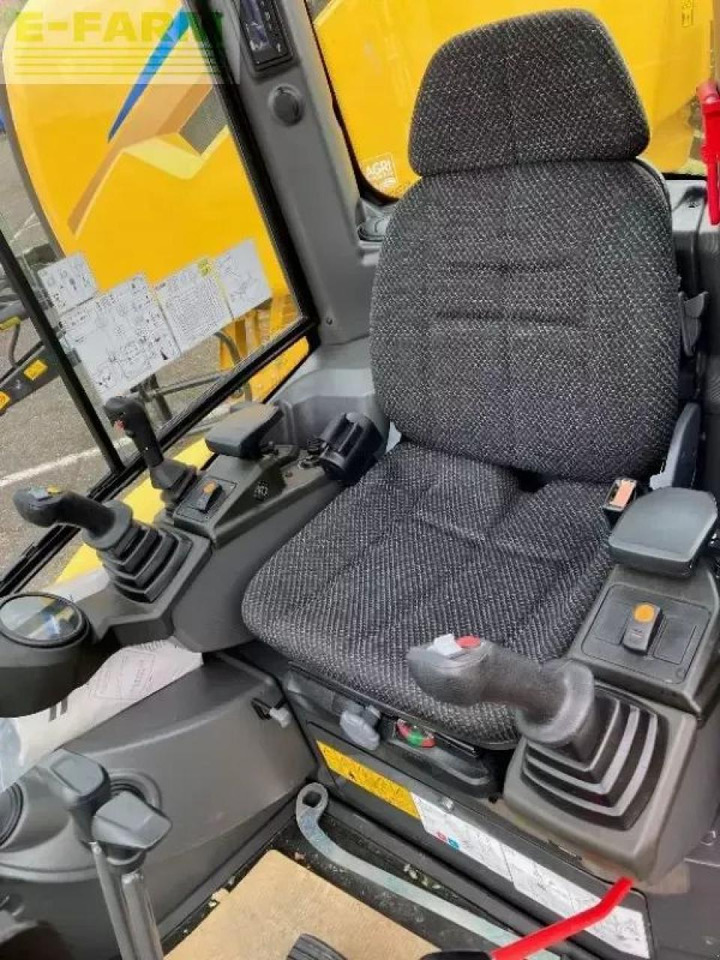 New Holland e 25 d - Мини-экскаватор: фото 5 New Holland e 25 d - Мини-экскаватор: фото 5