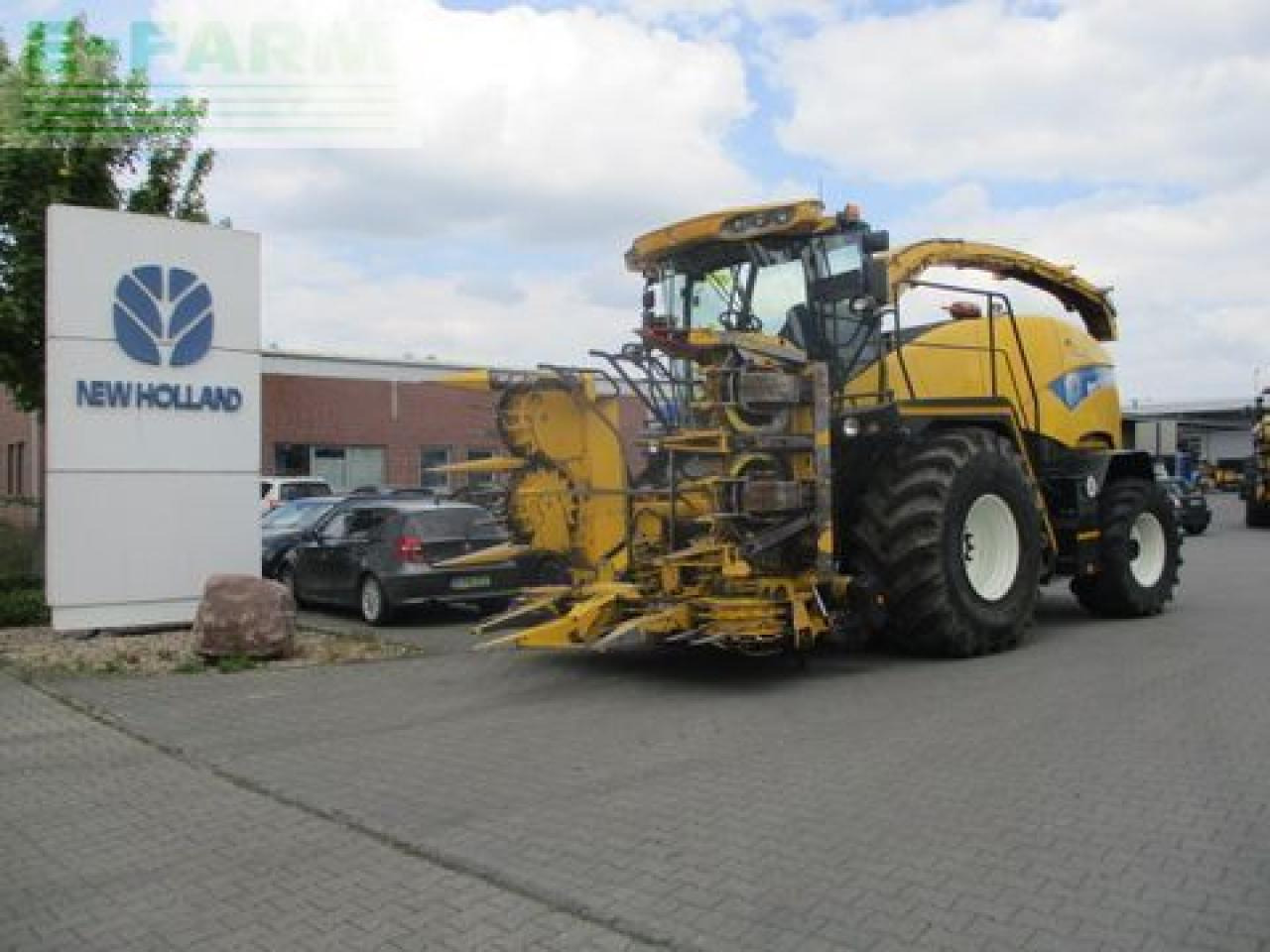 New Holland fr 9050 / fr9050 - Кормоуборочный комбайн: фото 2 New Holland fr 9050 / fr9050 - Кормоуборочный комбайн: фото 2