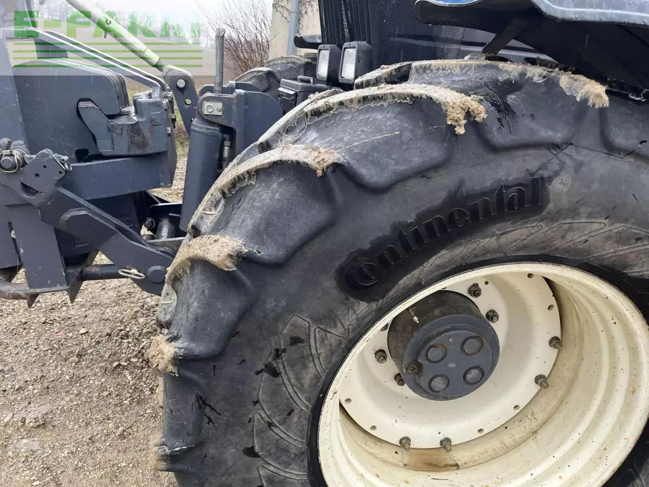 New Holland g 210 / 8870 - Трактор: фото 4 New Holland g 210 / 8870 - Трактор: фото 4