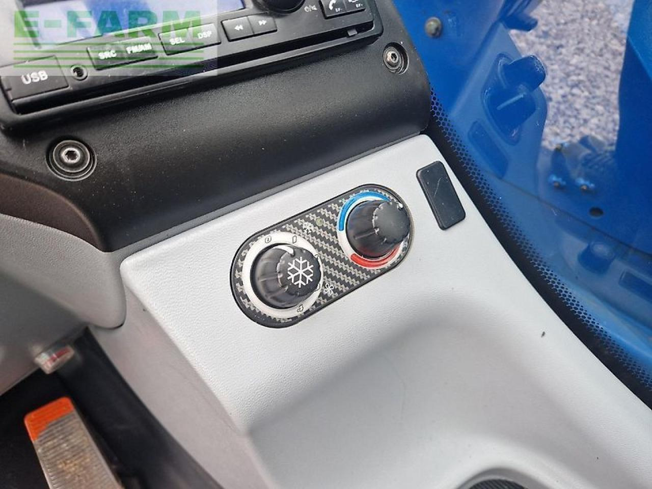 Колёсный погрузчик New Holland lm 7.42: фото 10