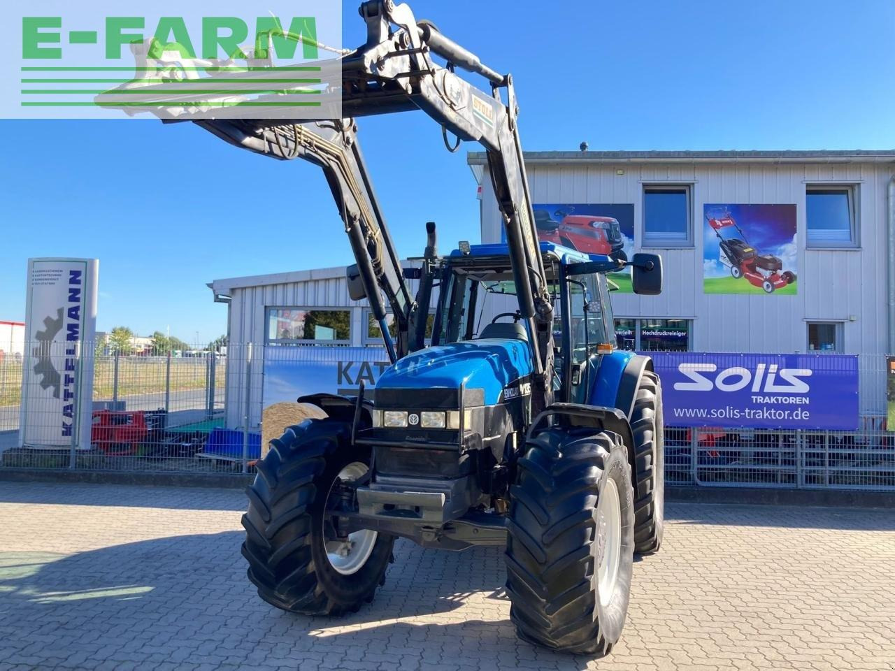 New Holland m 135 - Трактор: фото 1 New Holland m 135 - Трактор: фото 1
