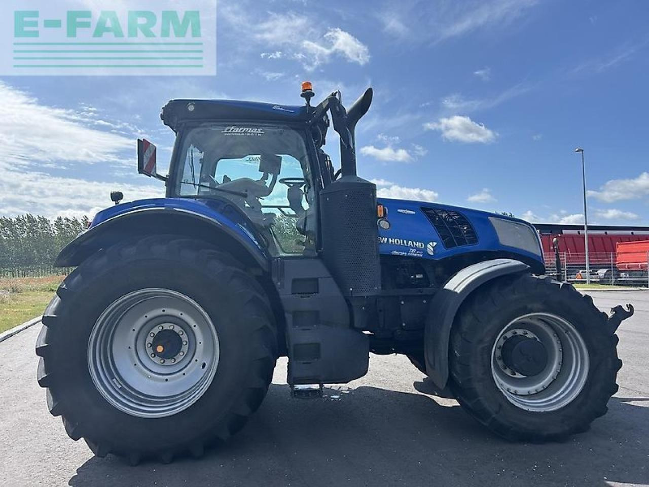 New Holland nh t 8.410 - Трактор: фото 5 New Holland nh t 8.410 - Трактор: фото 5