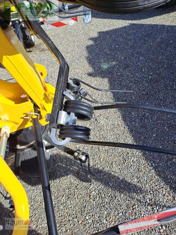 New Holland proted 880 - Сеноворошилка: фото 3 New Holland proted 880 - Сеноворошилка: фото 3